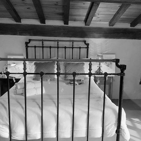 La Grulla Gris Guest House Perales del Puerto Exterior photo